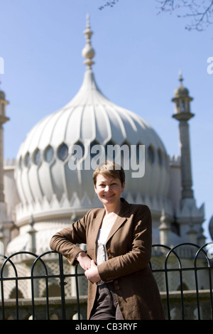 La chef du Parti Vert du Canada Caroline Lucus dans sa circonscription de Brighton Pavilion. Photo par James Boardman. Banque D'Images