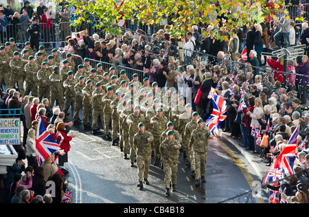 Royal Marines Commando Régiment Logistique homecoming parade, Barnstaple, Devon, UK Banque D'Images