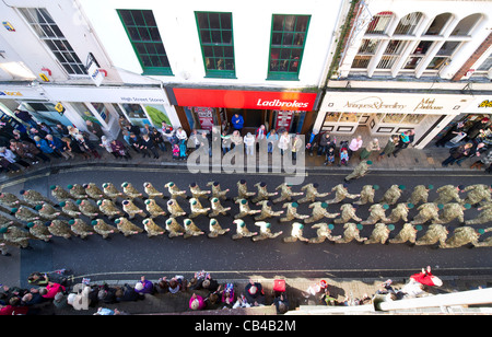 Royal Marines Commando Régiment Logistique homecoming parade, Barnstaple high street, Devon, UK Banque D'Images