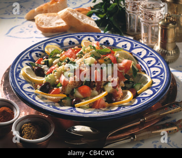 Salade de tomates avec du boulghour Banque D'Images