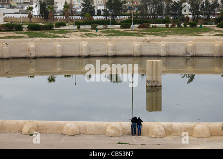 Piscines Aghlabid en ville Kairouan, Tunisie en Afrique du Nord Banque D'Images