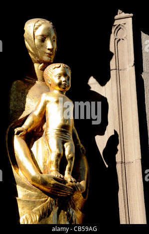 Vierge Marie et l'Enfant Jésus détail architectural Banque D'Images