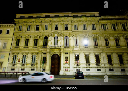 Soir à Milan, Italie Banque D'Images