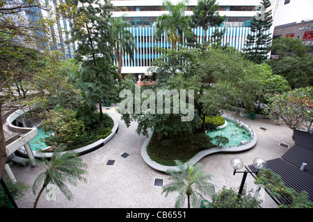 Chater Garden parc urbain au milieu d'immeubles de bureaux du quartier central, l'île de hong kong, Hong Kong, Chine Banque D'Images