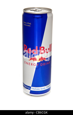 Peut de Redbull ou Red Bull energy drink isolated on a white background studio. Banque D'Images