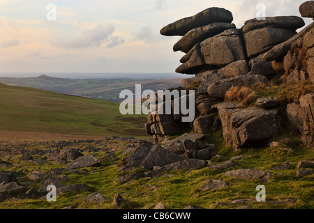 Grand Tor discontinues, Dartmoor National Park, Devon, en fin d'après-midi la lumière Banque D'Images