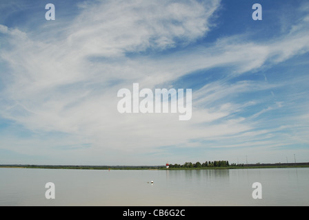 Basse Loire River près de Cordemais, un village près de l'estuaire de la rivière Banque D'Images