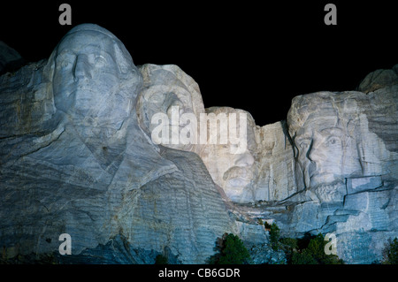 Visages de nuit, Mount Rushmore National Memorial, Keystone, Dakota du Sud. Banque D'Images