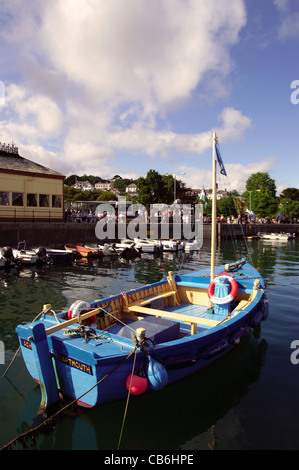 Dartmouth Château ferry amarré au port de Dartmouth Banque D'Images