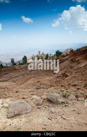 Paysage spectaculaire le long de l'escarpement nord dans le parc national des montagnes du Simien, le nord de l'Éthiopie, l'Afrique. Banque D'Images