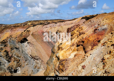 Parys mine de cuivre Montagne Holyhead Anglesey Ynys Mon Gwynedd au Pays de Galles cymru uK GO Banque D'Images