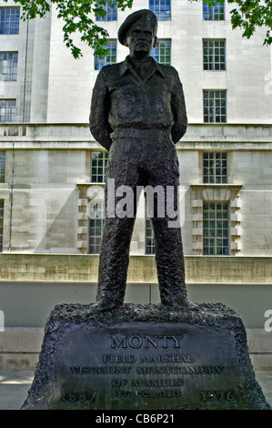 Statue du Maréchal Montgomery Vicomte d'Alamein Banque D'Images