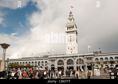 San Francisco Pier Ferry Building 1 Californie United States Banque D'Images