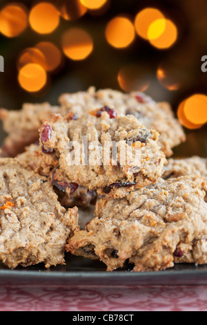 Local fraîchement cuits, kaki et canneberges cookies noix de pécan pour les vacances Banque D'Images