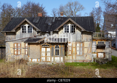 En bois ancien captain's house sur la péninsule de Darss-Zingst Fischland en mer Baltique Banque D'Images