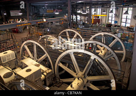 San Francisco Cable Car Museum Voitures de chemin de fer Municipal Muni Californie Banque D'Images