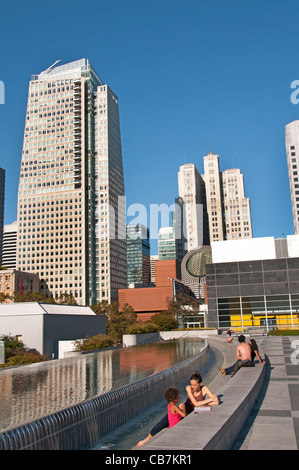 Les jardins Yerba Buena centre culturel parcs publics 3-4 Mission et Folsom rues centre-ville de San Francisco California USA Banque D'Images