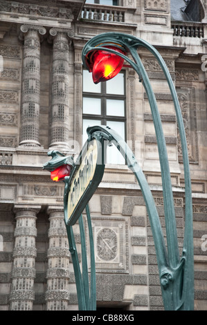 Paris Métro entrée art nouveau Banque D'Images