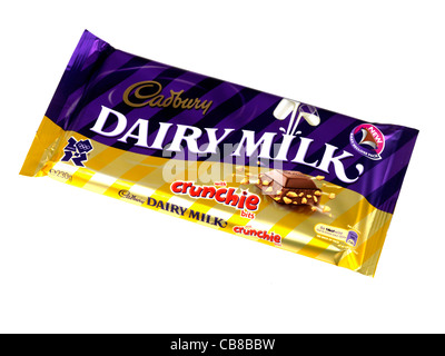 Lait Cadbury Crunchie Chocolate Bar Banque D'Images