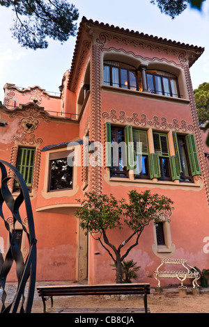 Maison-musée de Gaudi dans le Parc Guell, UNESCO World Heritage Site, Barcelona, Catalunya (Catalogne) (Catalogne), en Espagne, en Europe Banque D'Images