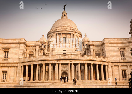 L'Inde, le Bengale occidental, Calcutta, l'architecture Victoria Memorial, à l'Ouest/colonnade Banque D'Images