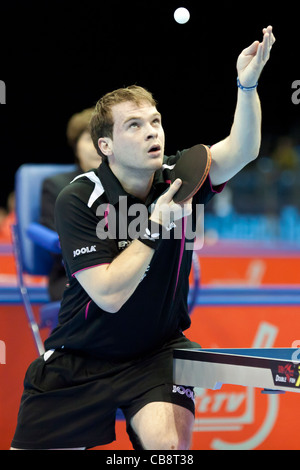 Paul Drinkhall en compétition dans l'épreuve de tennis de table, de l'ExCel de Londres Banque D'Images