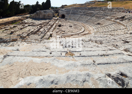 Amphithéâtre grec dans le parc archéologique de Syracuse Banque D'Images