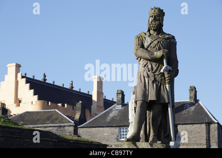 Roi Robert la statue de Bruce sur l'esplanade du château de Stirling, Écosse, Royaume-Uni Banque D'Images