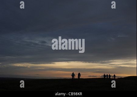 Coucher du soleil sur la colline de Highdown Worthing, West Sussex, Angleterre Banque D'Images