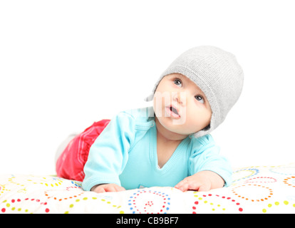 Cute little baby looking up Banque D'Images