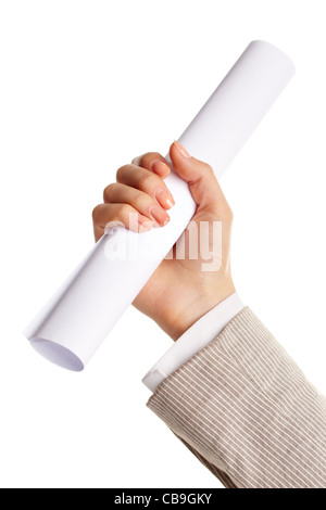 Image des femmes main tenant papier plié sur un fond blanc Banque D'Images
