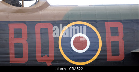 Avro Lancaster Bomber au salon Farnborough International Airshow, Juillet 2010 Banque D'Images