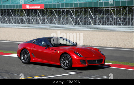 Rouge Ferrari 599 GTO VOITURE circuit de Silverstone en Angleterre le 14 septembre 2011 Banque D'Images