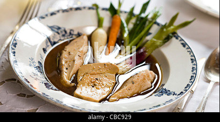 Poulet et foie gras pot-au-feu Banque D'Images