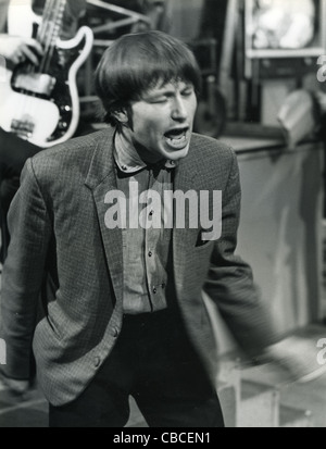 JIMMY POWELL & le groupe pop britannique 5 DIMENSIONS sur prêt,rendez-vous en juin 1964. Photo Tony Gale Banque D'Images