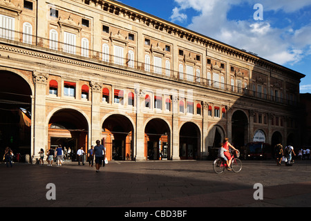 La Piazza Maggiore Bologna Emilia-Romagna Italie Banque D'Images