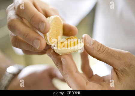 Chef de l'assemblage cookie Banque D'Images