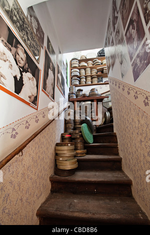 La ruelle d'Or, l'une des attraction touristique au Château de Prague, République tchèque, juin 1, 2011. La ruelle d'or a été Banque D'Images