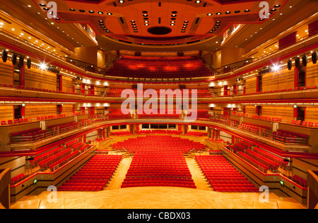 Symphony Hall Auditorium, Centenary Square, le centre-ville de Birmingham, West Midlands, England, UK Banque D'Images