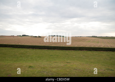 Vue ouest de la France, à travers les champs de l'Bellicourt Monument américain, Saint-Quentin (Aisne), France. Banque D'Images