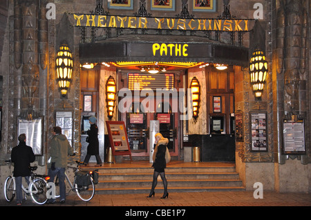 Cinéma Pathé Tuschinski, Reguliersbreestraat, Amsterdam, Noord-Holland, Royaume des Pays-Bas Banque D'Images