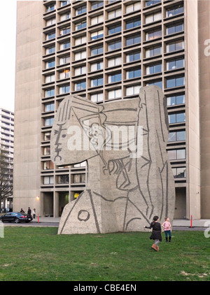 La sculpture de Picasso à l'extérieur de New York University Village Banque D'Images