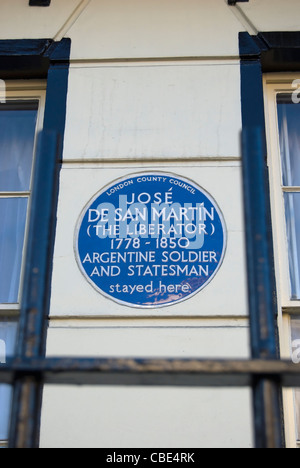 Le london county council blue plaque marquant une maison occupée par Jose de San Martin, le libérateur, soldat et homme d'argentine