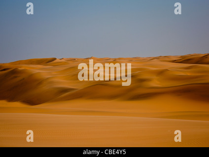 Dunes de sable dans le désert du Namib, le Parc National d'Iona, en Angola Banque D'Images