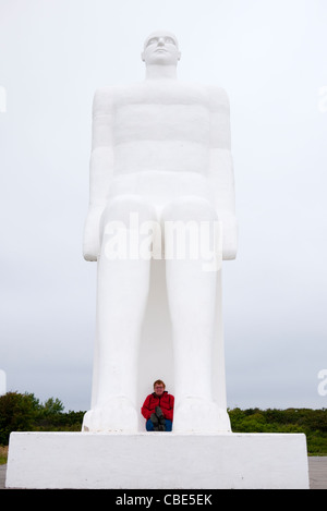 Statue de l'artiste Wiig Hansen situé près de la plage à Esbjerg, Jutland, Danemark, Scandinavie, Europe Banque D'Images
