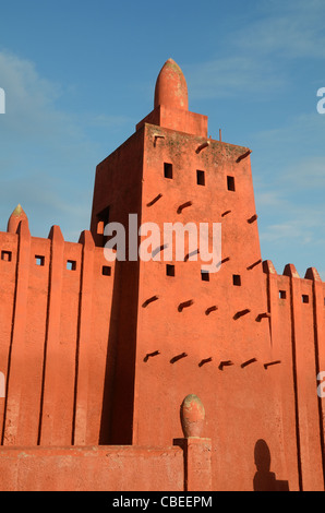 Mosquée Missiri soudanais ou Mosquée (1930), Fréjus - basé sur la Grande Mosquée de Djenné au Mali Banque D'Images