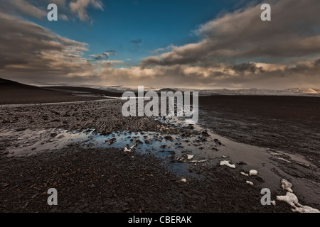 Paysage glaciaire, ash rempli du Grimsvotn éruption volcanique, l'Islande Banque D'Images