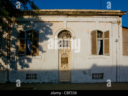 Vieille maison coloniale portugaise à Lobito, en Angola Banque D'Images