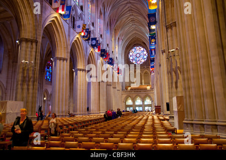 Intérieur de la cathédrale nationale de Washington DC Banque D'Images