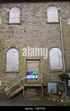 Condamné à l'abandon Ancienne chapelle méthodiste à vendre à Kington Herefordshire Angleterre UK Banque D'Images